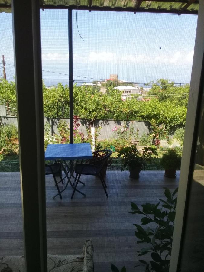 Apartment Giorgi In Сигнахи Экстерьер фото